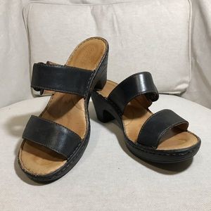 Born Tinari black leather sandals (size 9)